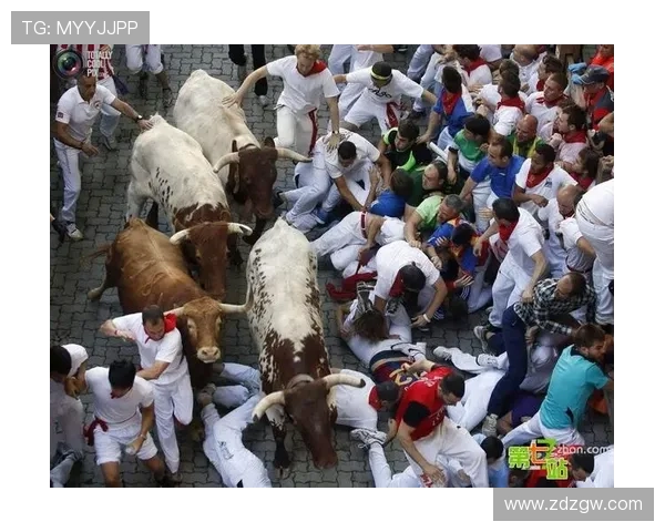 弗洛伦蒂诺齐达内亲临伯纳乌见证NFL西班牙首演盛况